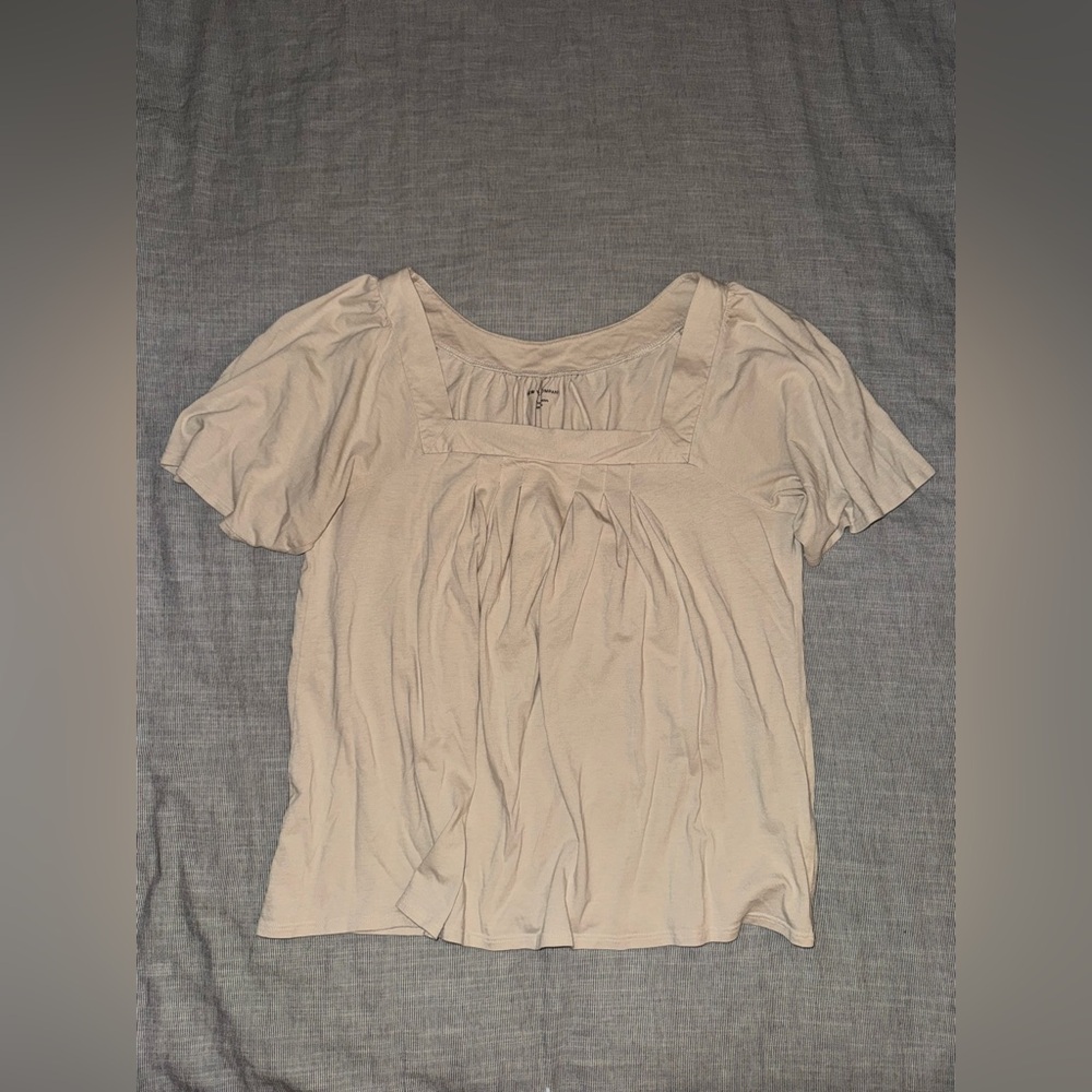 Women's Cream Top